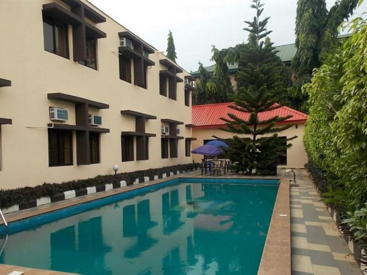 Room in Lodge - Ambience Hotels Abujahome for leisure&business travellers Extérieur photo